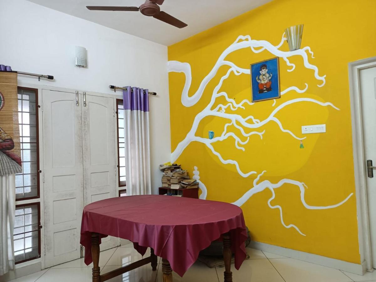 Nest Appartement Kochi Buitenkant foto