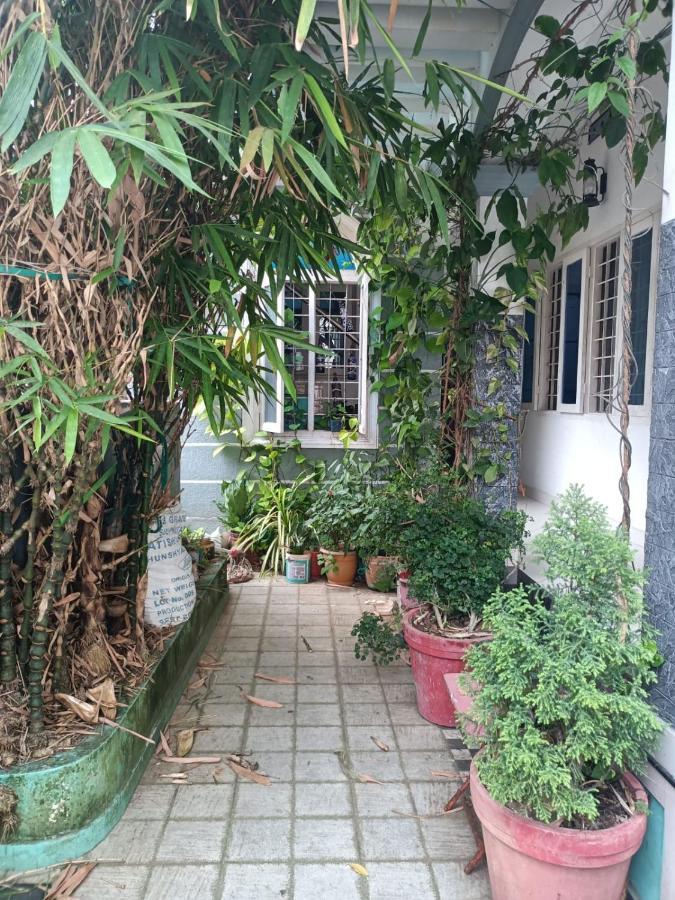Nest Appartement Kochi Buitenkant foto