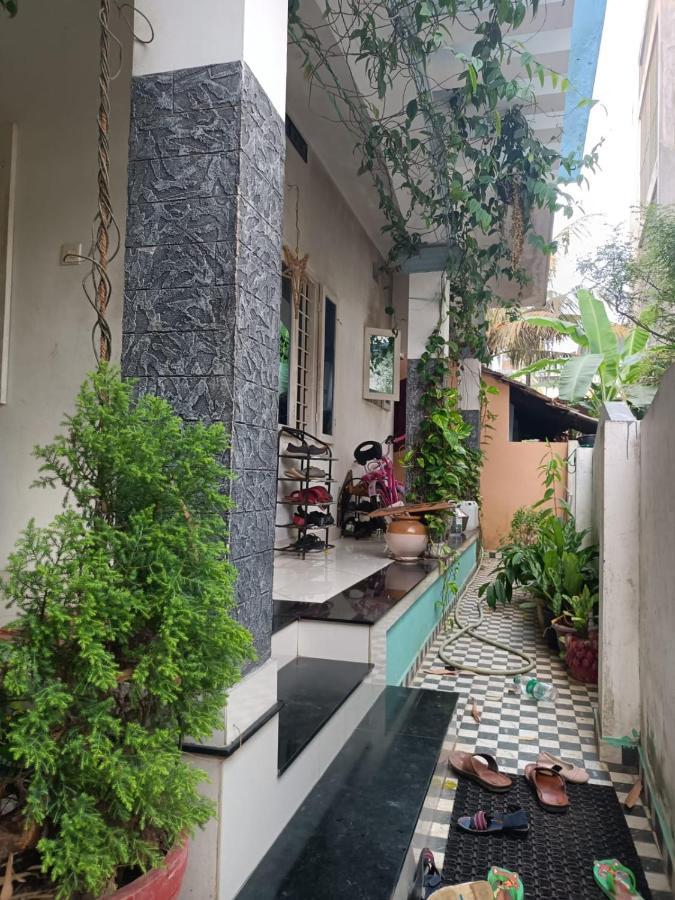 Nest Appartement Kochi Buitenkant foto