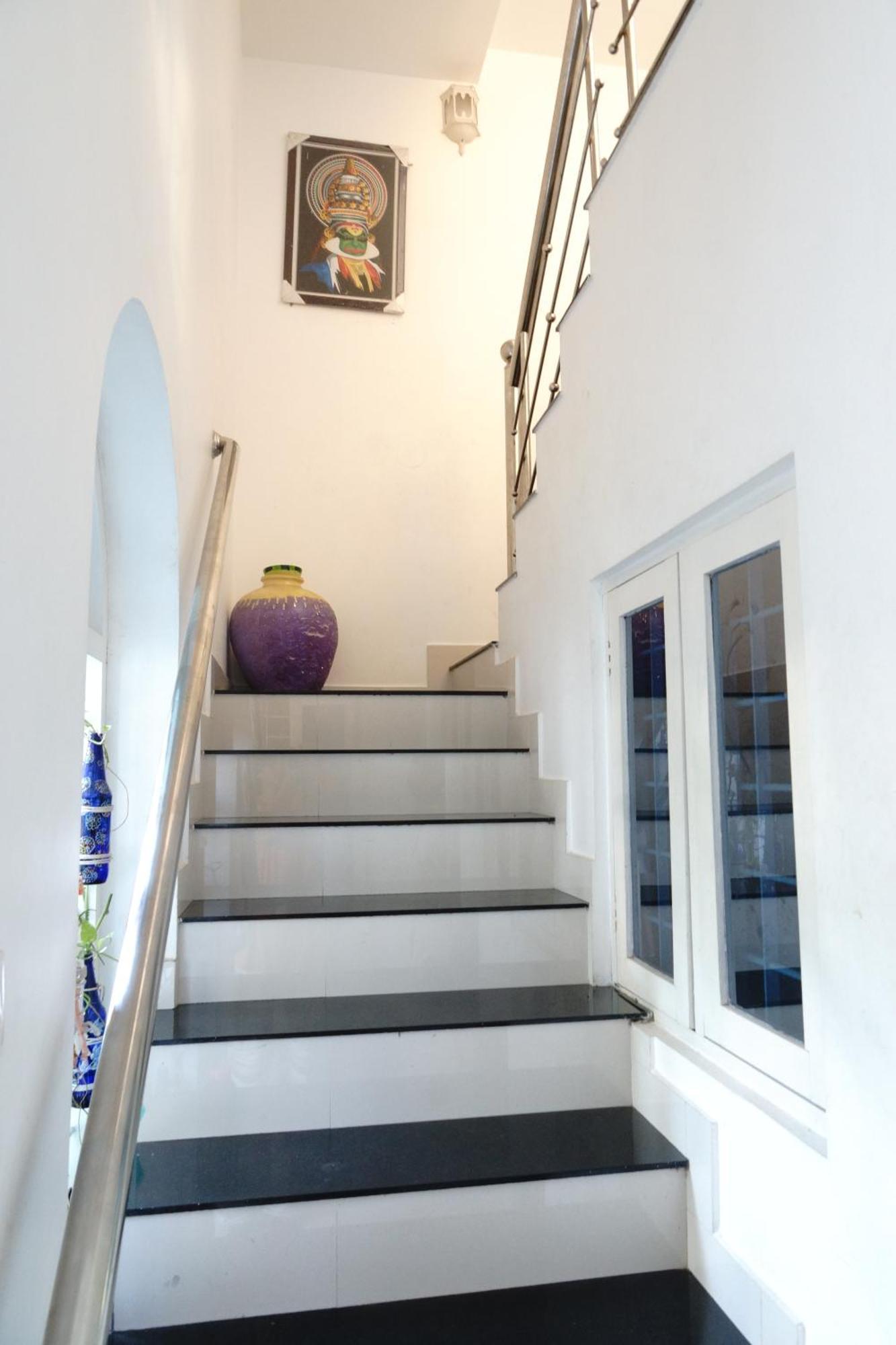 Nest Appartement Kochi Buitenkant foto