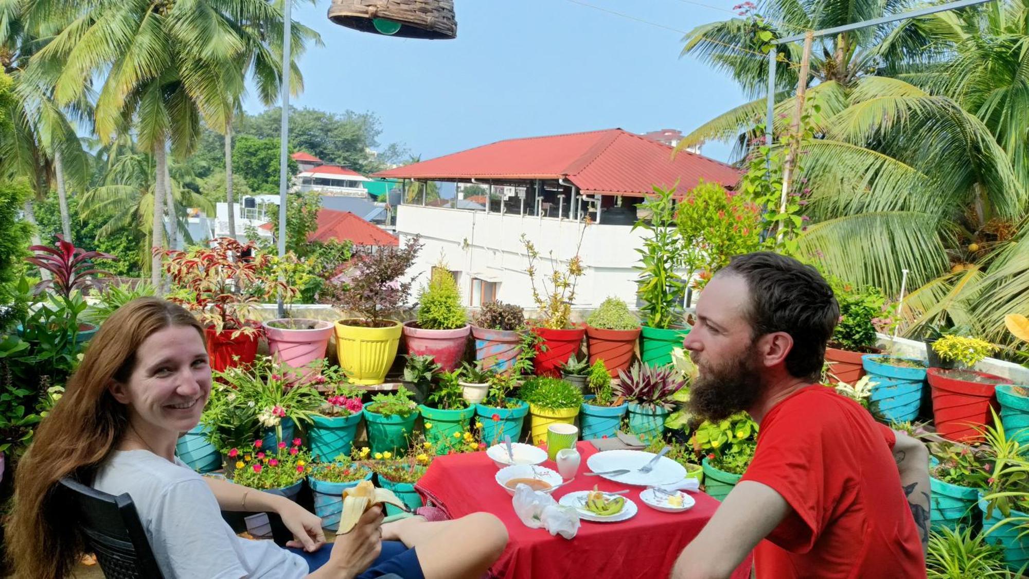 Nest Appartement Kochi Buitenkant foto
