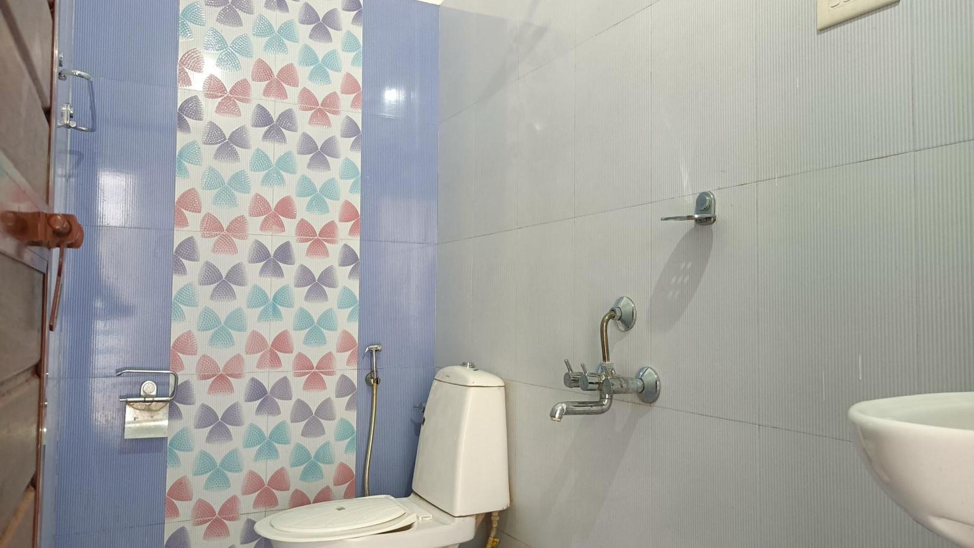 Nest Appartement Kochi Buitenkant foto